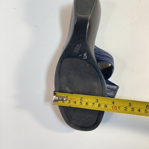 Italian Shoemakers Blue Crisscross Sandals Size 9 - Picture 10 of 11